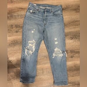 Levi's Boyfriend Jeans size 28